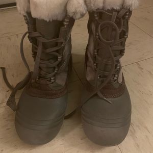 Columbia womens boots